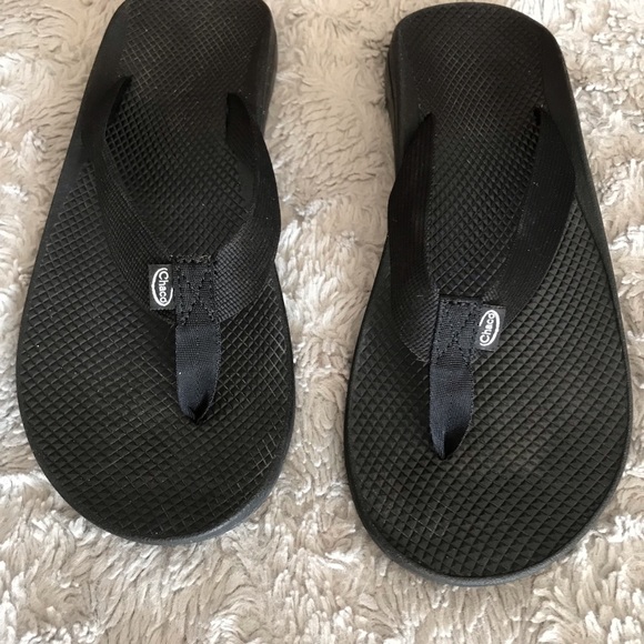 vibram sole flip flops